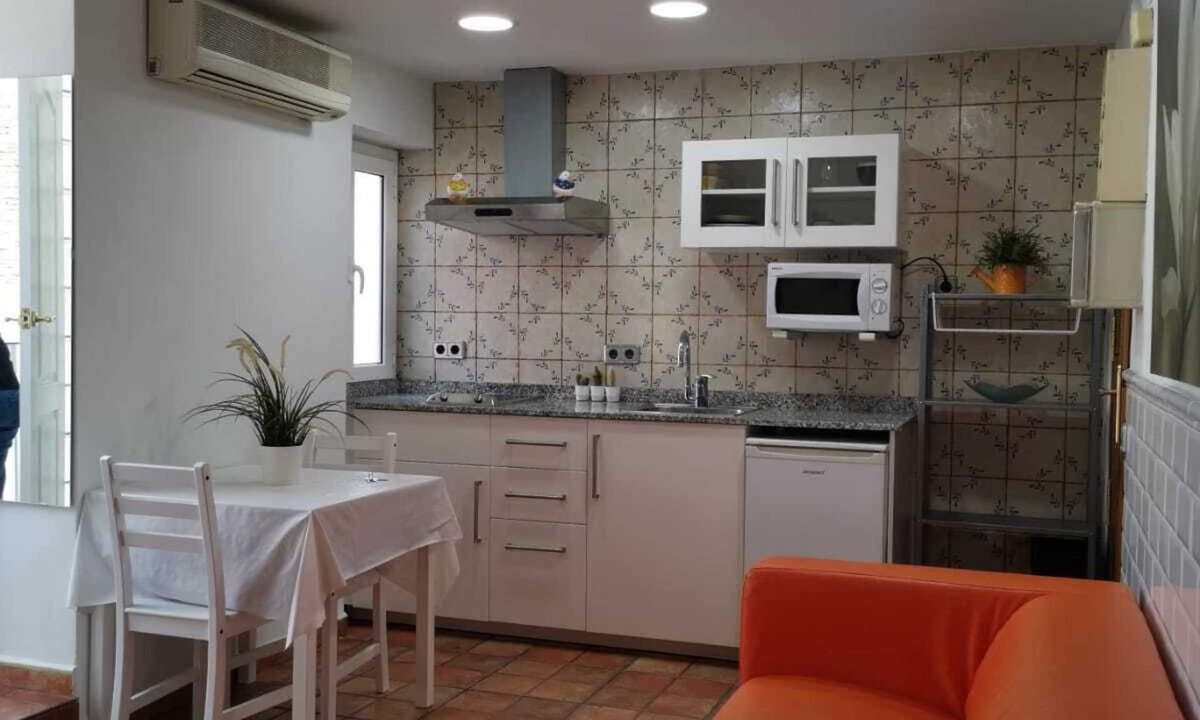 Gothic Quarter Apartment | three bedroom apartment