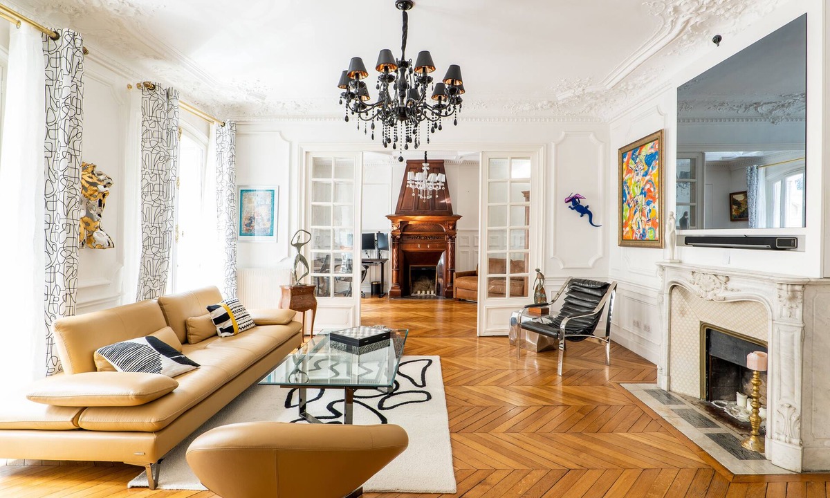 L'Europe Apartment | Timeless Majesty, by Veeve