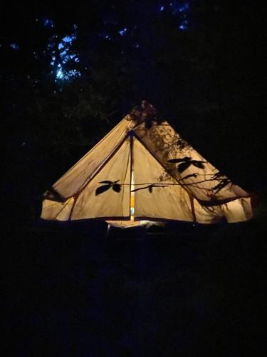 Dompnac Other | Tipi en forêt, nuits insolites en Ardèche