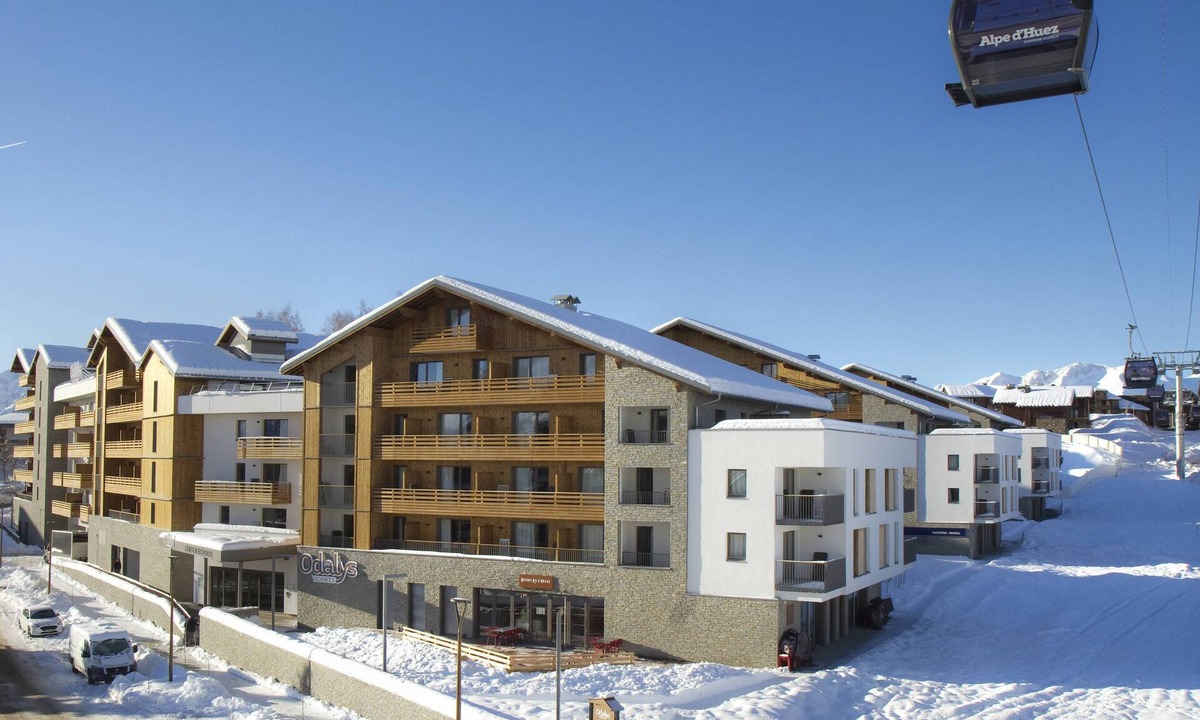 Eclose-Est Apartment | travelski home premium - Résidence L'Éclose 5 stars