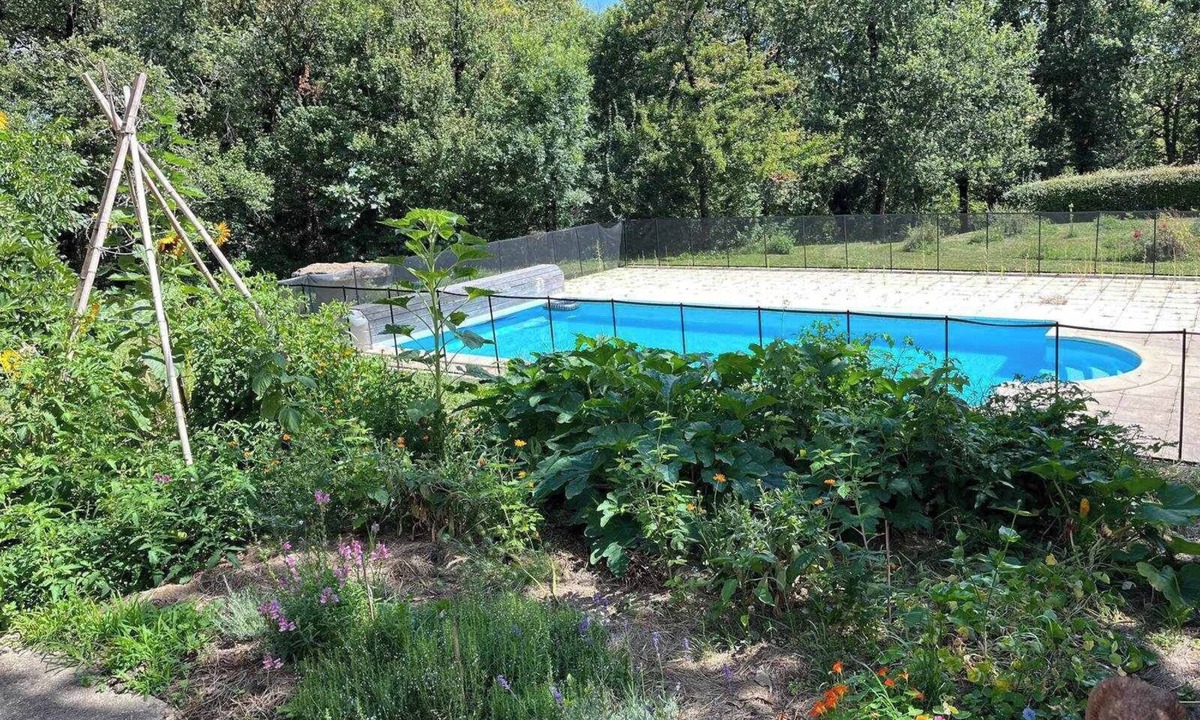Penne House | Two large holiday cottages in the heart of nature – capacity for 18 people.