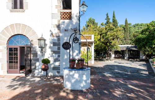 Argentona House | Unique 16th-Century Masia, Pool & Private Events
