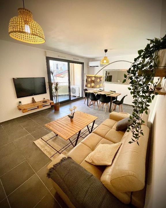 Saint-Lambert Apartment | Unique Proche Vieux Port, plage et centre avec Parking privé