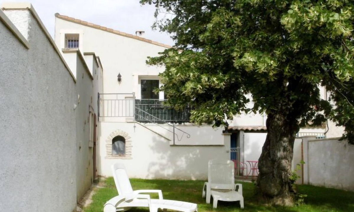 Valreas House | Vacation home L'Amandier (VRS100) in Valreas - 4 persons, 2 bedrooms
