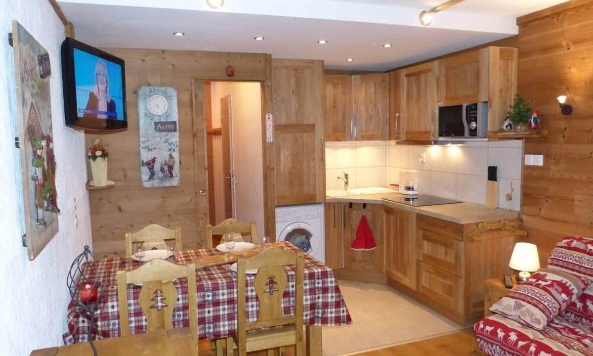Val-Thorens Apartment | VAL THORENS - apartment on the snow front, south-facing, 4 persons, quiet location - Roc de Péclet