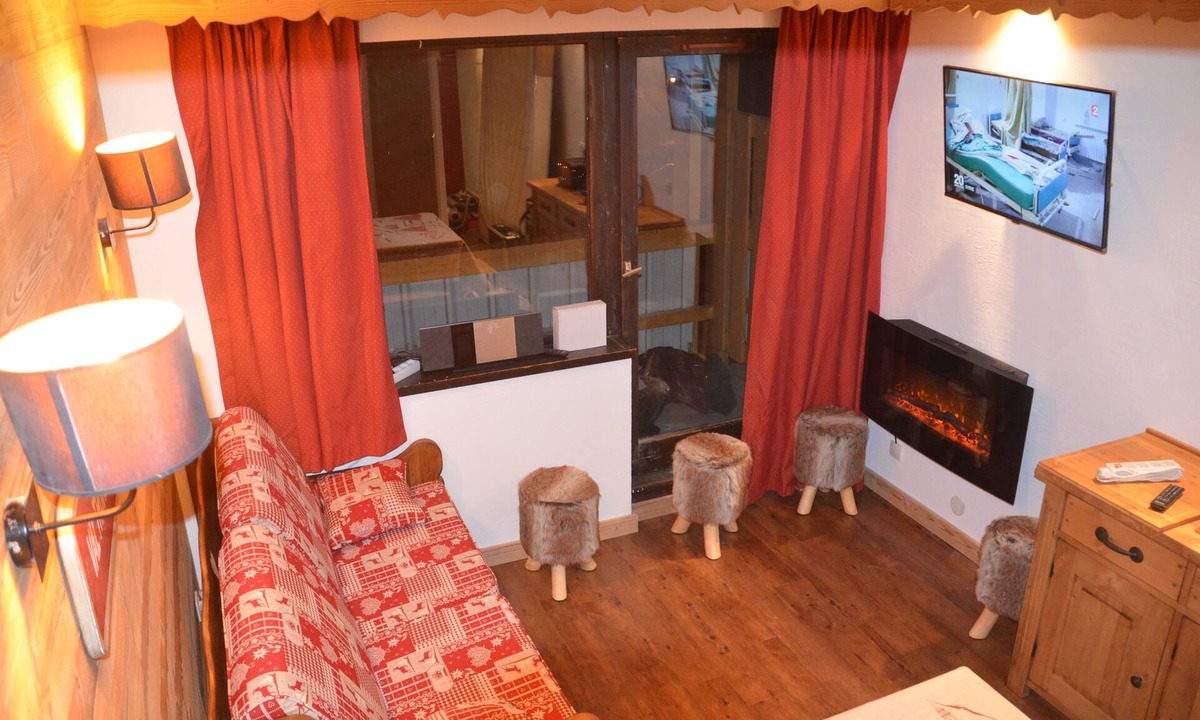Val-Thorens Apartment | Val Thorens duplex-ski in/out-in the resort center