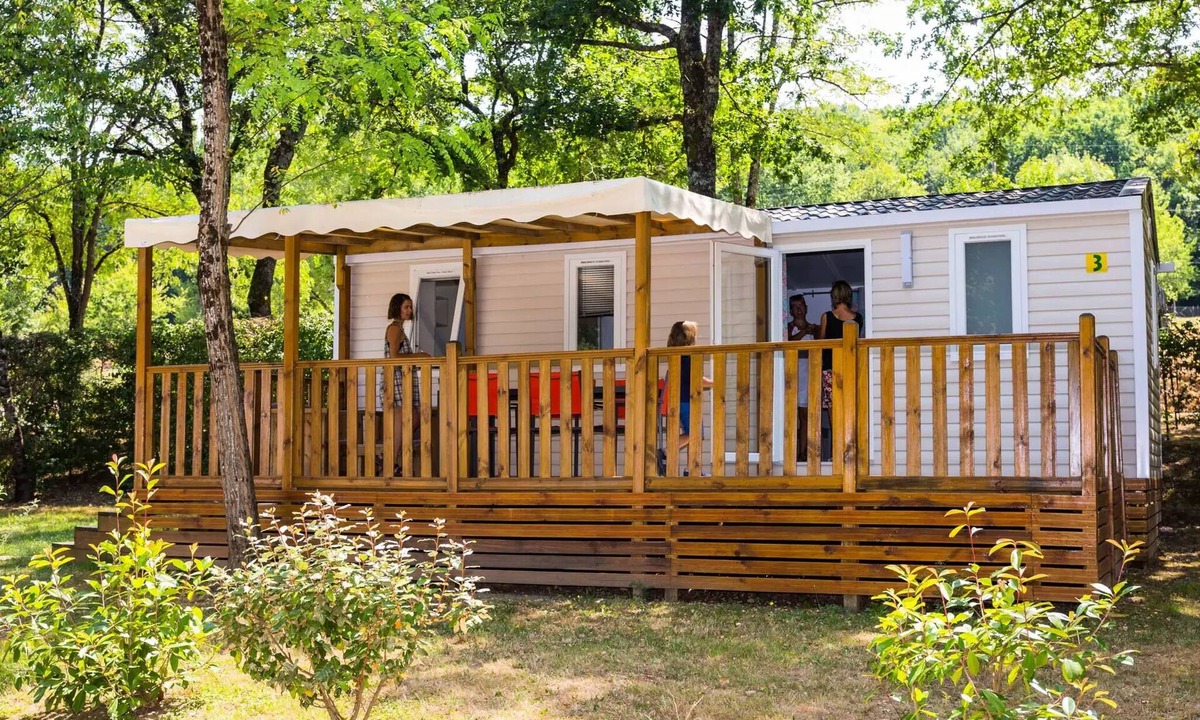 Servies House | Very large mobile home 3 32m2 - 3 bedrooms 6 persons
