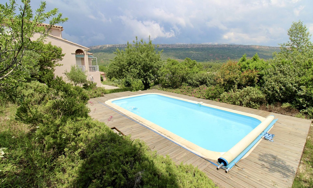 Chateauneuf-le-Rouge House | Villa Climatisée - 5 Chambres - 10 Couchages - Piscine Privée