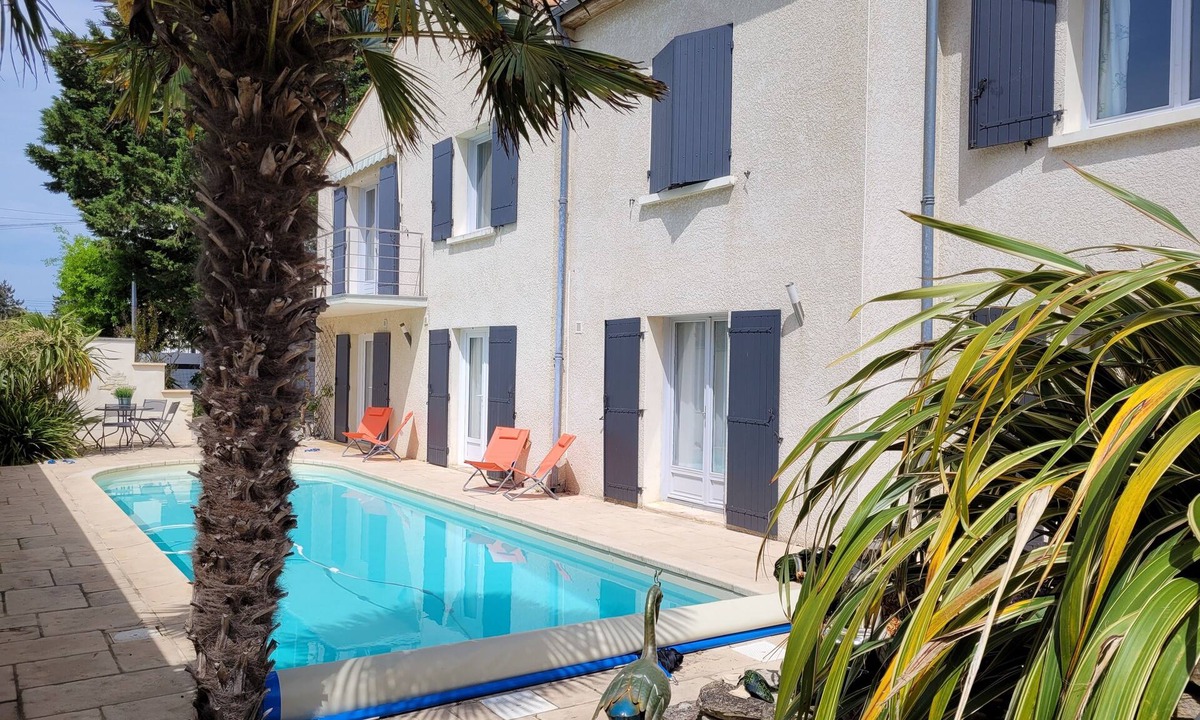Saint-Georges-de-Didonne Villa | VILLA 3 STARS 10 PEOPLE SWIMMING POOL SHOPS 1.2 km BEACHES