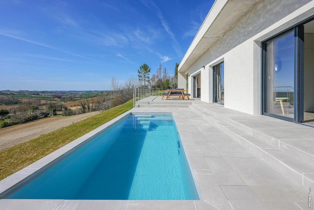 Salvagnac Villa | Villa Le Belvédère - Design & Vue Panoramique à Salvagnac