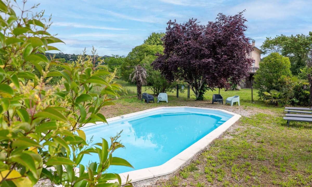 Rosieres Villa | Villa Nature and Pool – Peaceful Retreat for 8 in Ardèche