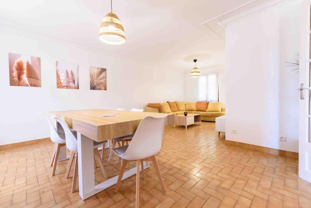Salon-de-Provence House | Villa sur 1000m2 de jardin, piscine et boulodrome