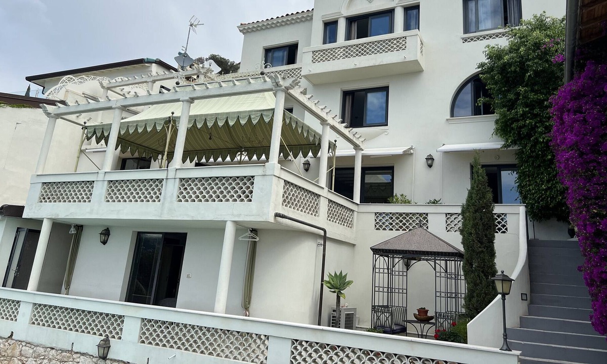 Roquebrune-Cap-Martin Villa | Villa 'Vlc' with Sea View, Sea View, Private Pool and Wi-Fi