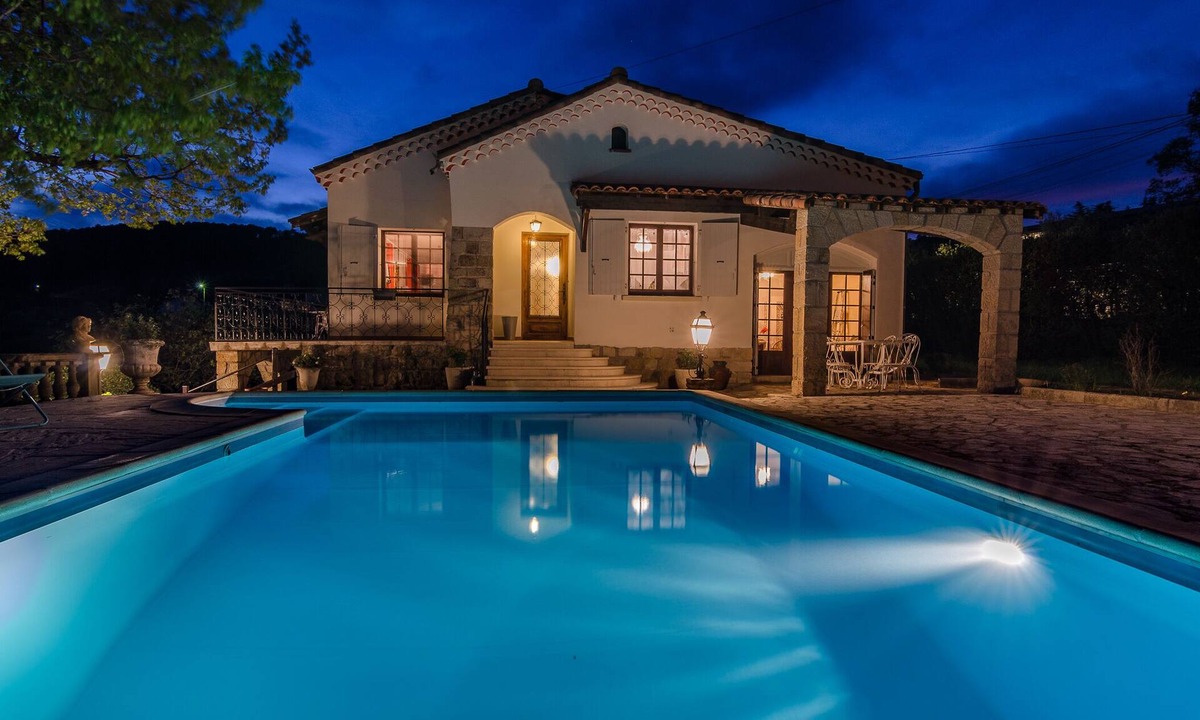 Aubenas House | Villa with pool in South Ardèche