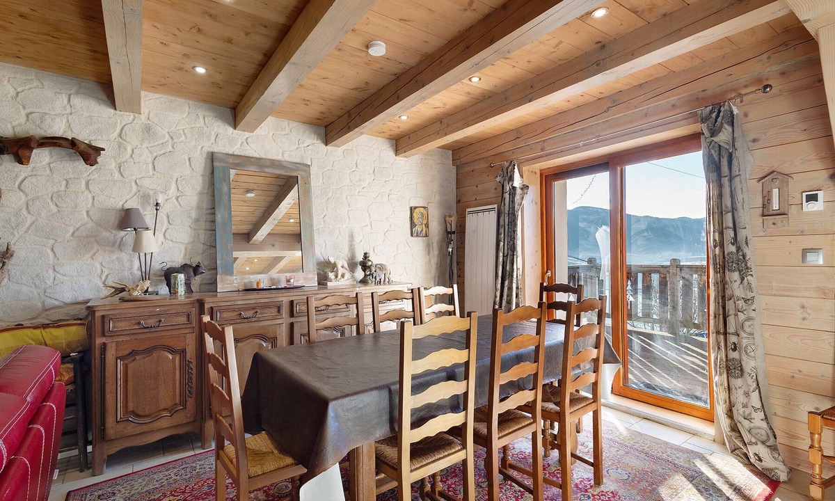 Puyvalador House | Village House in Puyvalador: Mountain Charm, Stunning Lake Views
