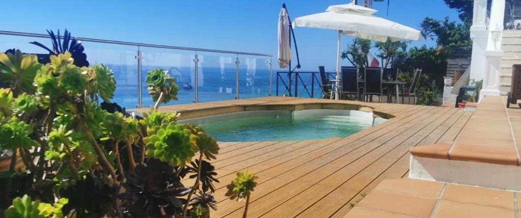 Roquebrune-Cap-Martin Apartment | Vue magnifique, piscine privée chauffée et sauna à 10min de Monaco