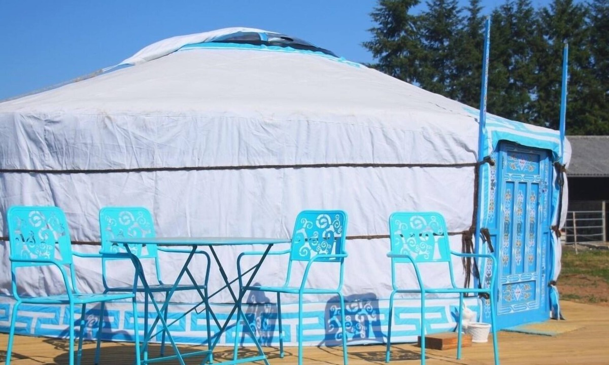 Saint-Mamet-la-Salvetat Cabin | Yourte Mongole