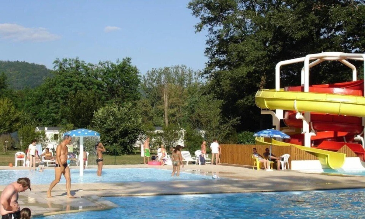 Monceaux-sur-Dordogne House | ZEcamping 4* parc aquatique restaurant et parcours de pêche au fouet