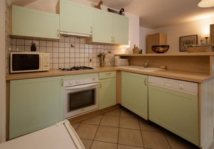 100m from shops, 2nd floor, balcony, ski locker, 38m², Valloire
