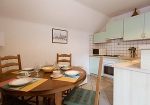 100m from shops, 2nd floor, balcony, ski locker, 38m², Valloire