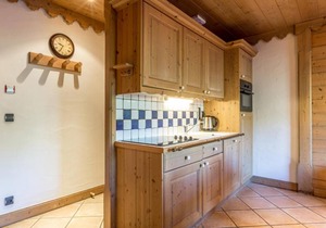 200m from resort center, floor -1, view ski slopes, fitness, swimming pool, sauna, hammam, balcony