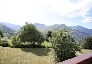 200m from resort center, 1st floor, view ski slopes, fitness, swimming pool, sauna, hammam, balcony