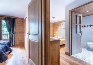 200m from resort center, 1st floor, view ski slopes, fitness, swimming pool, sauna, hammam, balcony