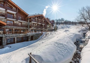 200m from resort center, 4th floor, view valley, fitness, swimming pool, sauna, hammam, balcony, tv