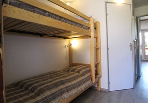210m from shops, Ground floor, balcony, tv, ski locker, 25m², Alpe d'Huez