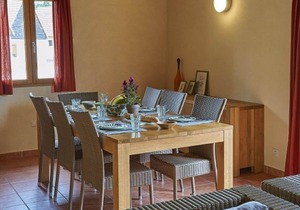 Captivating Holiday Home in Lacapelle-Marival with Garden