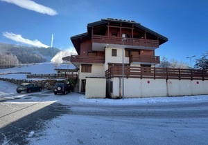 Charming apartment for 4 at the foot of the slopes with pool