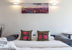 Spacious 2-Bedroom Flat next to Bernabeu Stadium