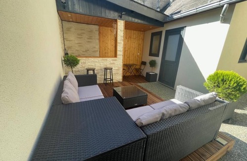 Bagneres-de-Luchon Villa | À 2 Minutes à Pied du Télécabine, Maison Cosy Idéal Pour les Familles