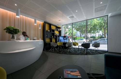 Part Dieu - Bir Hakeim Apartment | À deux pas de la Gare de la Part-Dieu | Piscine
