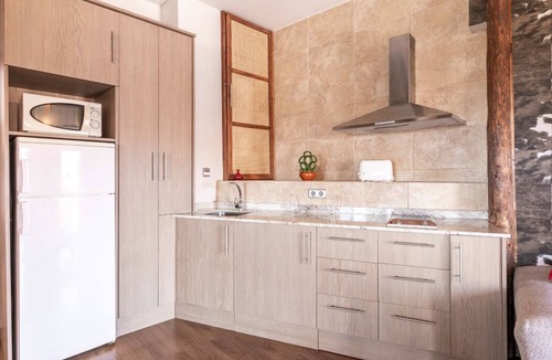 Adahuesca Apartment | Ático Tipo Loft con Jacuzzi