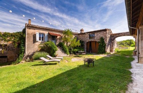 La Roche-sur-Grane House | Ô Fil De La Source