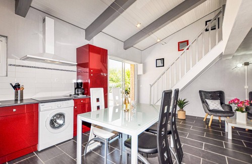 Rodes House | 1 bedroom amazing home in Rodès
