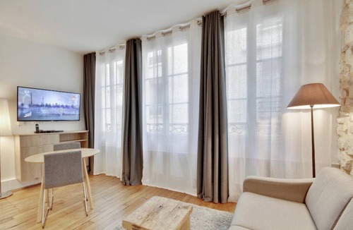Quartier du Mail Apartment | 1 Bedroom Apartment in the heart of Montorgueil