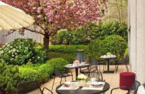 Quartier de la Salpetriere Apartment | 1 Bedroom Apartment With Balcony In Austerlitz
