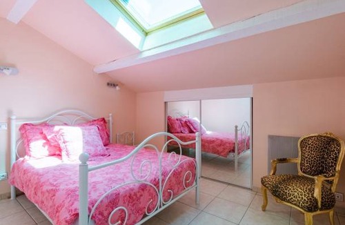 Saint-Germain House | 100 m² House ∙ 3 bedrooms ∙ 6 guests
