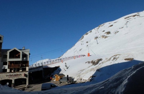 Tignes Apartment | 100m from resort center, 1st floor, balcony, 22m², Tignes