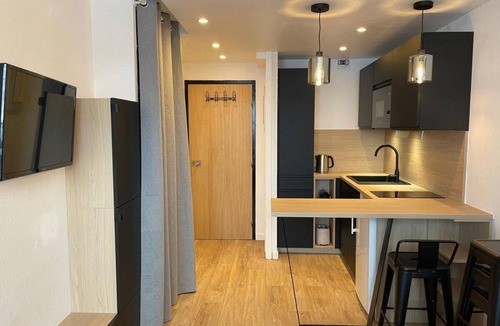 Tignes Apartment | 100m from resort center, 3rd floor, balcony, 22m², Tignes