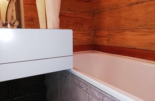 Valmorel Hotel | 100m from shops, 2nd floor, view mountain, balcony, tv, ski locker, 32m², Valmorel