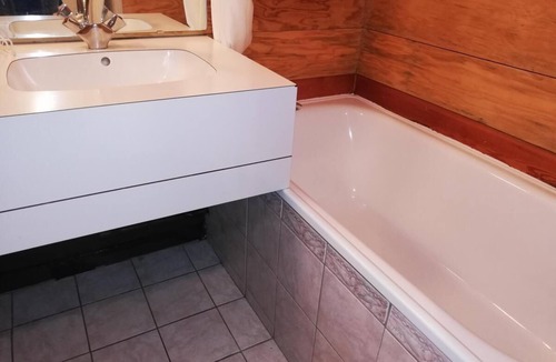 Valmorel Hotel | 100m from shops, 2nd floor, view mountain, balcony, tv, ski locker, 32m², Valmorel
