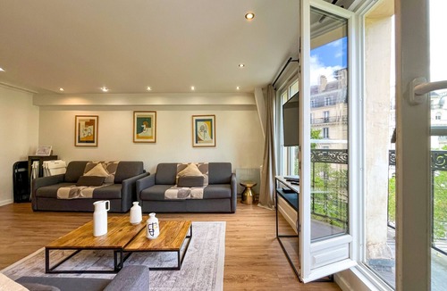 Vivienne Apartment | 102 - Urban Opera Picasso