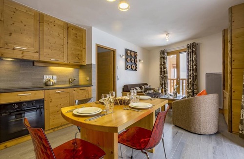 Les Brevieres Apartment | 150m from resort center, fitness, swimming pool, sauna, hammam, balcony, tv, 40m², Tignes