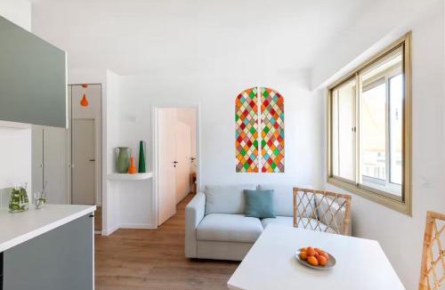 Liberation Apartment | 1BR design balcony Nice center Tram & 10mins Mer