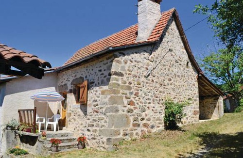 Saint-Bressou House | 2 bedroom accommodation in St. Bressou