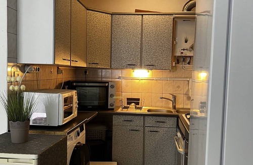 Le Chateau Apartment | 2-Bedroom Flat, 50m from the beach, near center