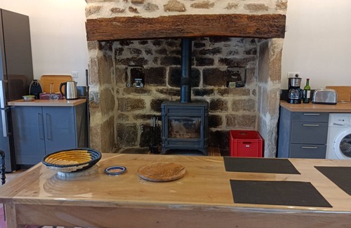Saint-Julien-le-Pelerin House | 2 Bedroom Private vacation home in St julien le pÃ¨lerin